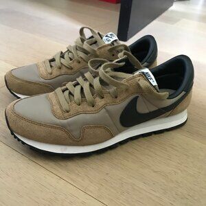 Rare Vintage Nike Air Pegasus 83 Khaki